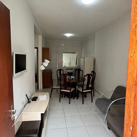 فيلا Casa Boa E Barata Em غواراتوبا المظهر الخارجي الصورة