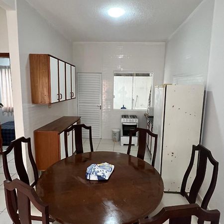 فيلا Casa Boa E Barata Em غواراتوبا المظهر الخارجي الصورة