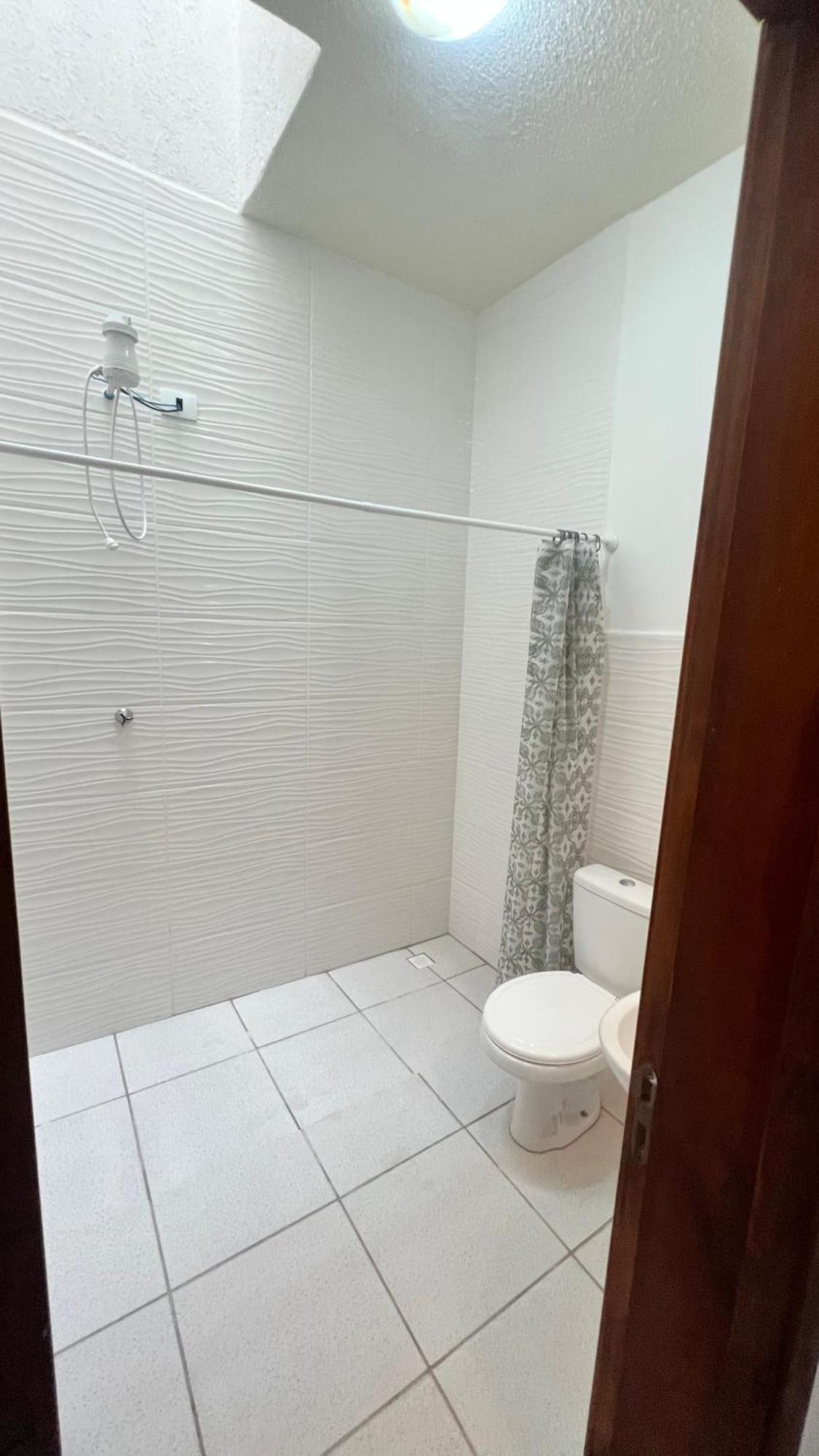 فيلا Casa Boa E Barata Em غواراتوبا المظهر الخارجي الصورة
