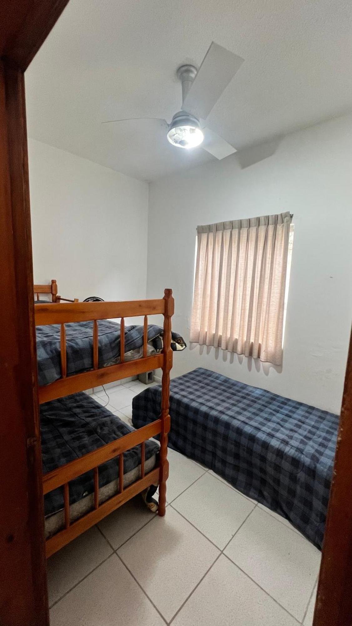 فيلا Casa Boa E Barata Em غواراتوبا المظهر الخارجي الصورة